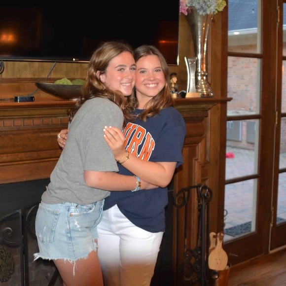 Meet your Posher, Charlotte - Picture 1 of 1